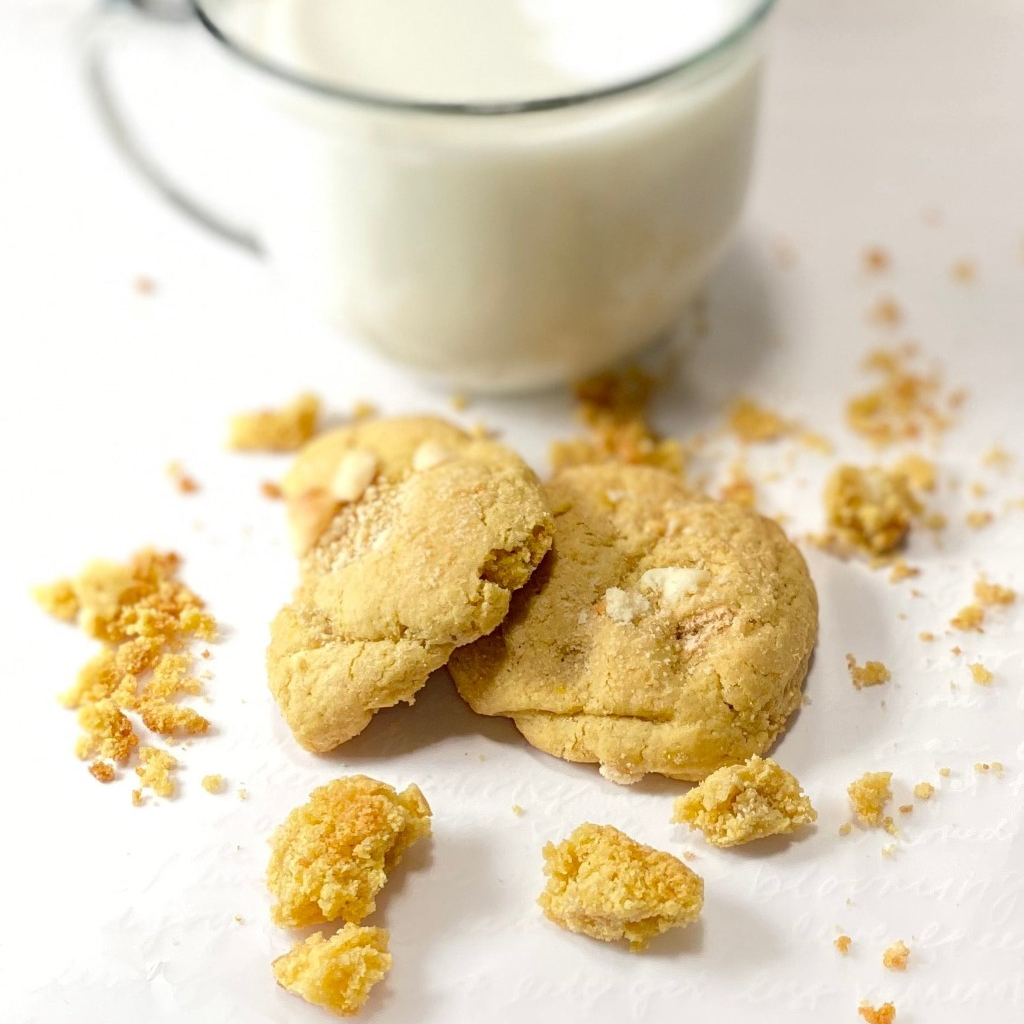 Banana Pudding Minis Soft-Baked to Order Cookies